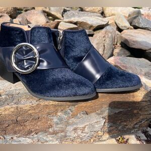 Faux Fur Pointed-Toe Mid Block Heel Ankle Boots